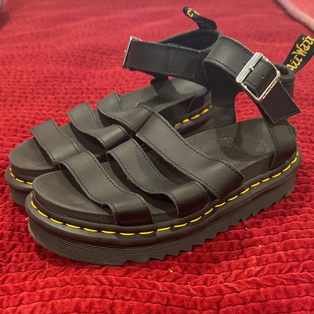 Dr Martens Women’s Gladiator Blaire Sandals- sz 6